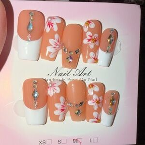Handmade Press-On Nails — Peach Floral Design with White Tips